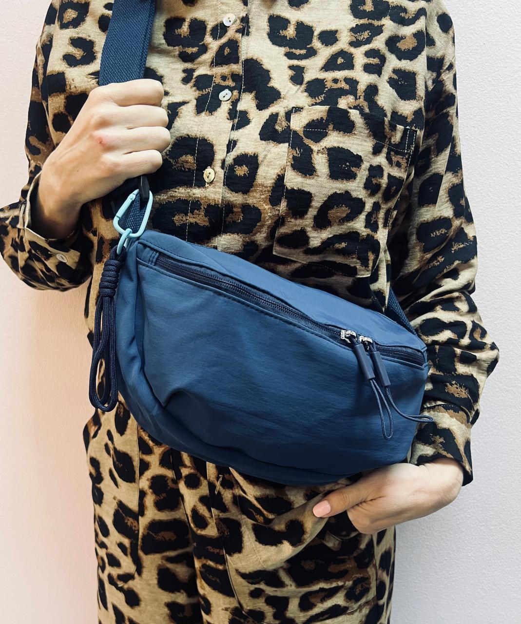 Ateljee Nova Cross-body Bag